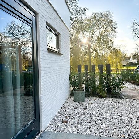 Bed & Breakfast Waterpoort - Incl Gratis Licht Ontbijt En Parking Sneek Exterior photo